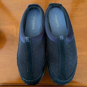 Easy Spirit Navy Blue slip on mules.  Size 8
